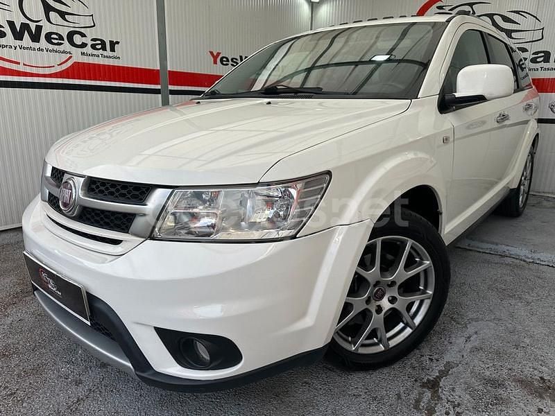 Usado Fiat Freemont Urban 170 CV (125 kW) 2012 Blanco SUV