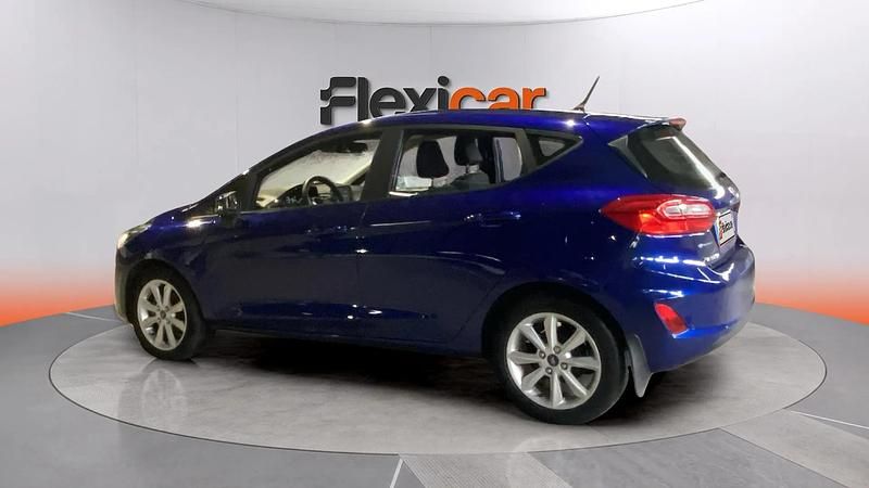 Usado Ford Fiesta Active 86 CV (63 kW) 2018 Azul Utilitario