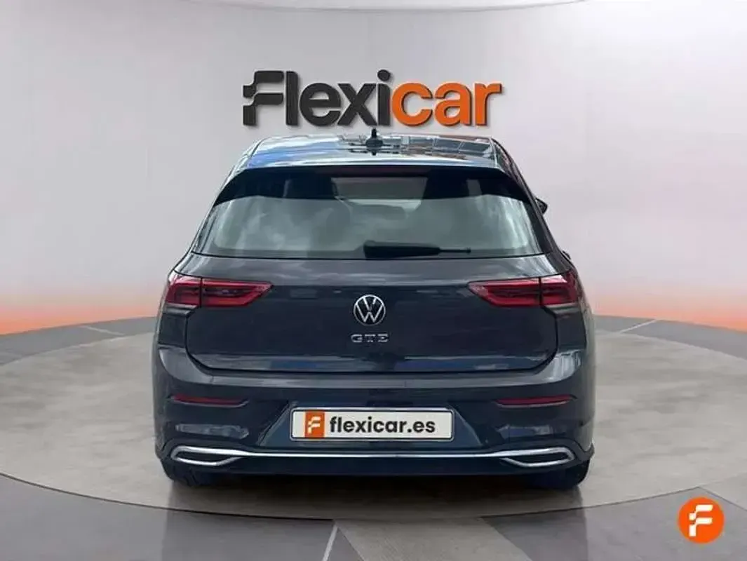 Usado VW Golf VII GTE 245 CV (180 kW) 2020 Gris Utilitario