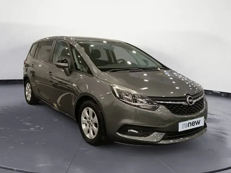 Usado Opel Zafira Selective 140 CV (102 kW) 2017 Gris Monovolumen