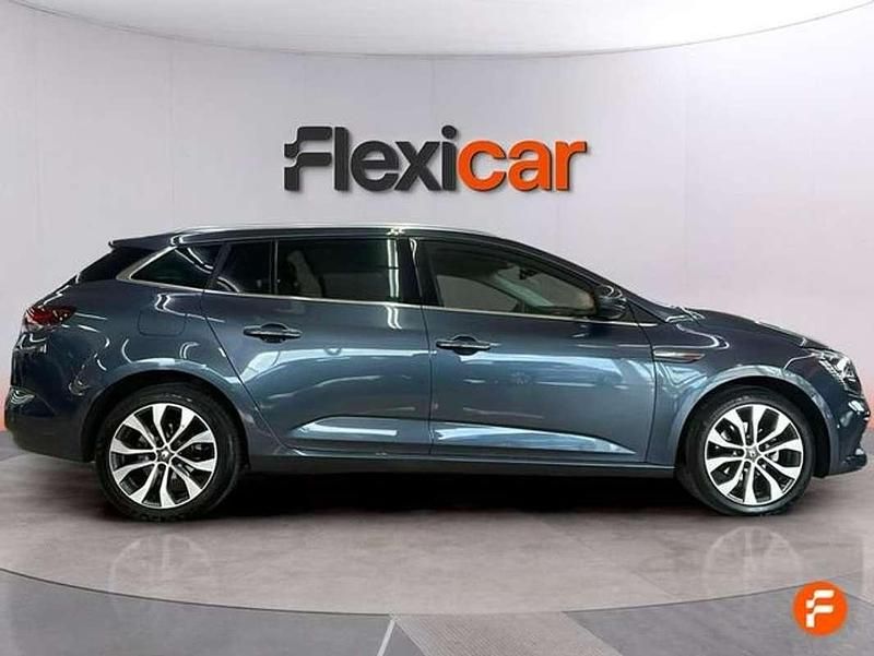 Usado Renault Mégane GrandTour Techno 140 CV (102 kW) 2022 Azul Familiar