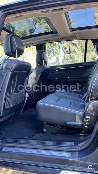 Usado Mercedes R350 265 CV (194 kW) 2012 Gris / plata Monovolumen