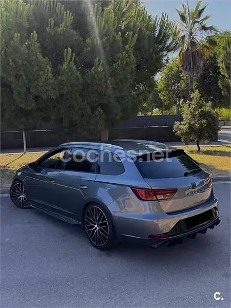 Usado Seat Leon ST CUPRA 280 CV (205 kW) 2016 Gris / plata Familiar