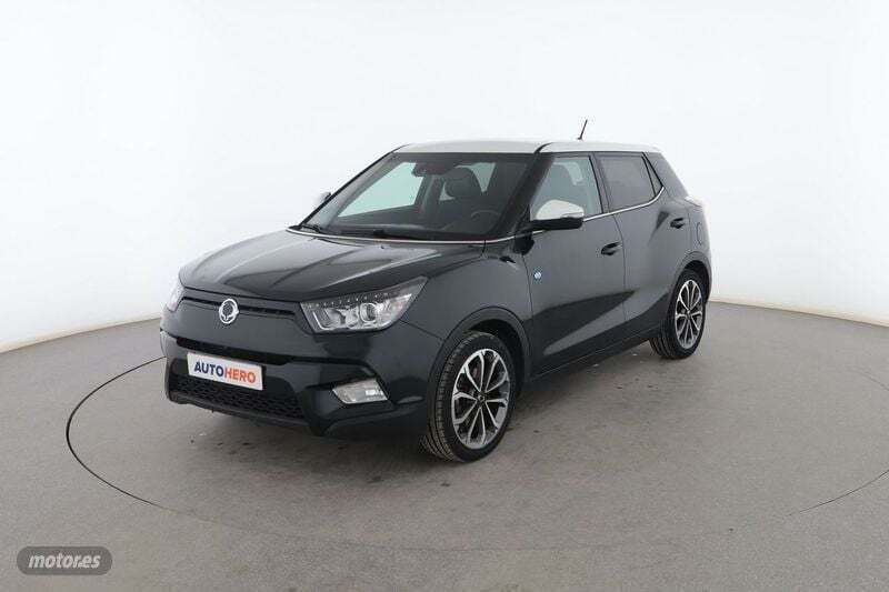 Verde Usado 2017 Ssangyong Tivoli Limited SUV | 12.599 € (Precio justo) - Imagen 1/3