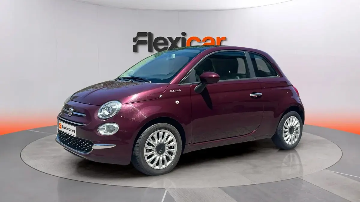 Usado Fiat 500 Dolcevita 71 CV (52 kW) 2021 Granate Berlina