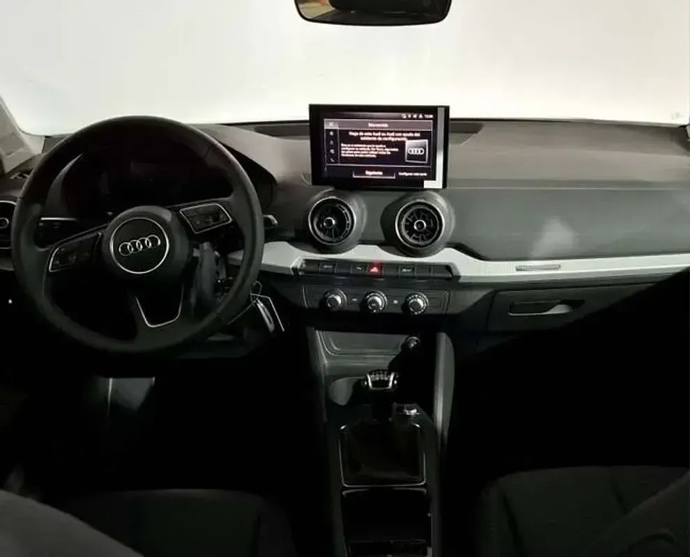 Nuevo Audi Q2 116 CV (85 kW) 2026 Gris SUV