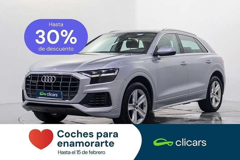 Usado Audi Q8 Premium 381 CV (280 kW) 2021 Plateado SUV