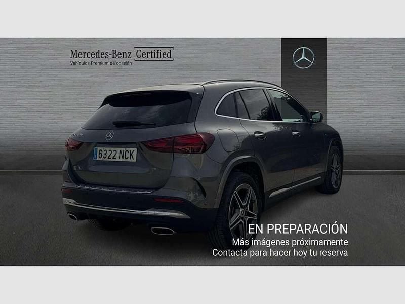 Usado Mercedes GLA250 218 CV (160 kW) 2025 Gris SUV