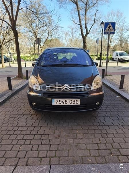 Usado Citroën Xsara Picasso Exclusive 110 CV (80 kW) 2008 Negro Monovolumen