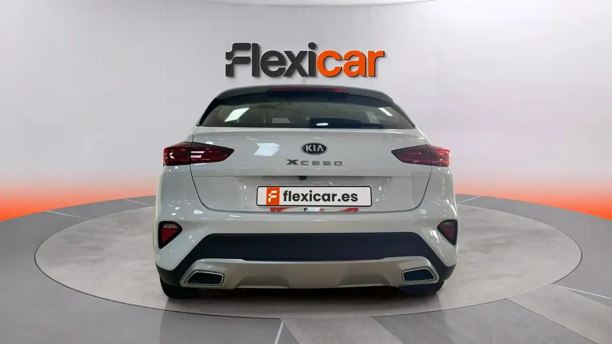 Usado Kia XCeed 120 CV (88 kW) 2021 Blanco SUV