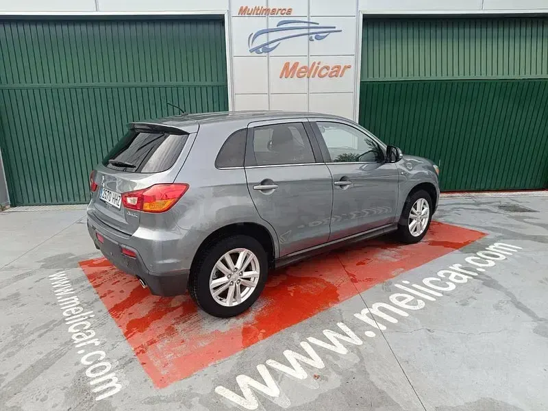 Usado Mitsubishi ASX Motion 116 CV (85 kW) 2012 Gris / plata SUV