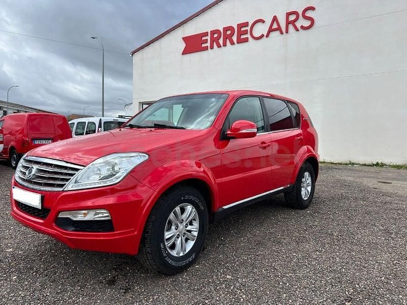 Usado Ssangyong (KGM) Rexton 178 CV (130 kW) 2017 Rojo SUV