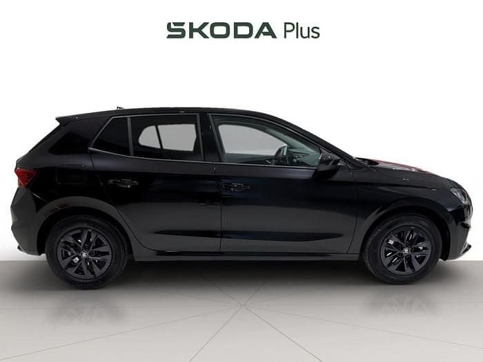 Usado Skoda Fabia Selection 115 CV (84 kW) 2025 Negro Utilitario