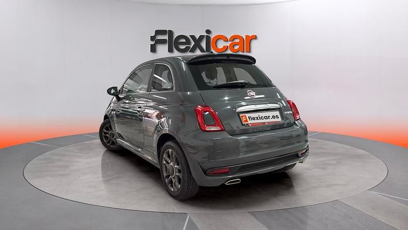Usado Fiat 500 Club 71 CV (52 kW) 2022 Gris Berlina