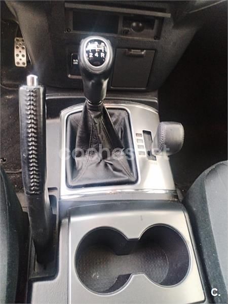 Usado Mitsubishi Montero 170 CV (125 kW) 2008 Beige SUV