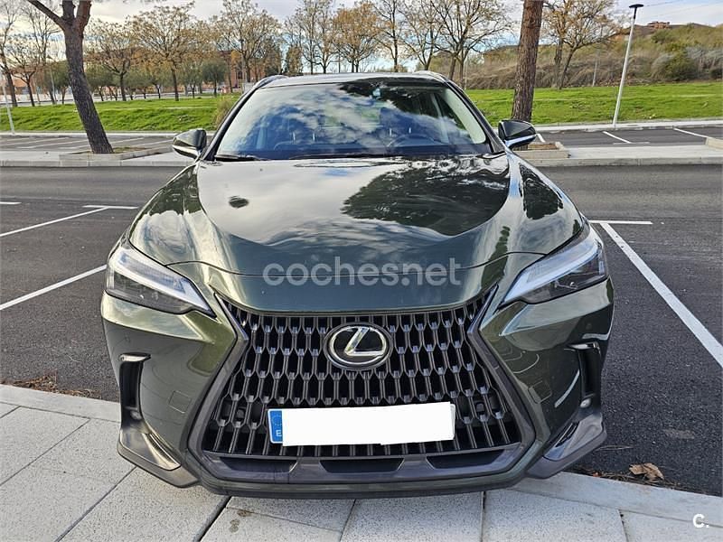 Usado Lexus NX350h 242 CV (177 kW) 2024 Verde SUV