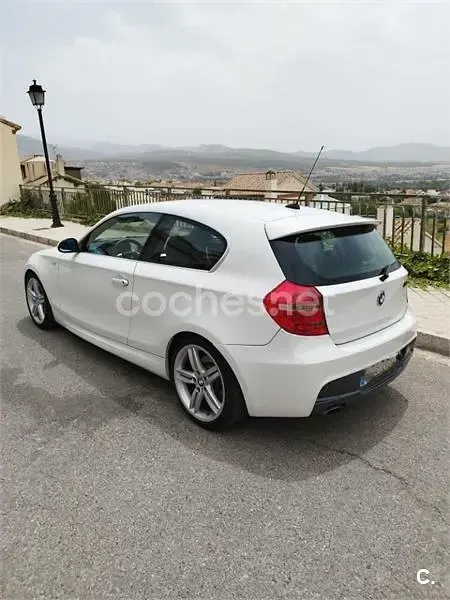 Usado BMW 118 143 CV (105 kW) 2008 Blanco Utilitario