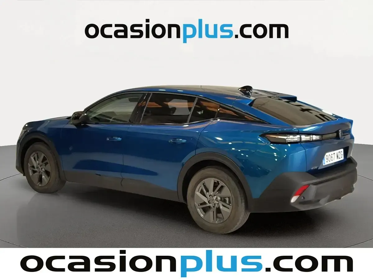 Usado Peugeot 408 Allure 136 CV (100 kW) 2025 Azul SUV