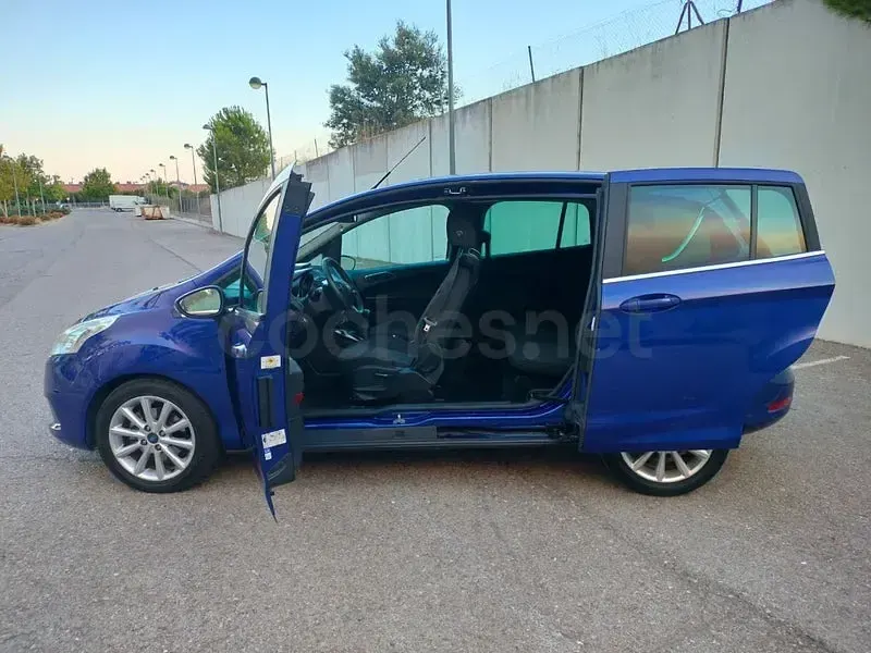 Usado Ford B-MAX Titanium 125 CV (91 kW) 2016 Azul Monovolumen