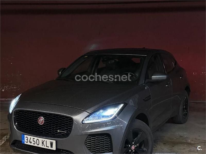 Usado Jaguar E-Pace R-Dynamic 180 CV (132 kW) 2018 Gris / plata SUV
