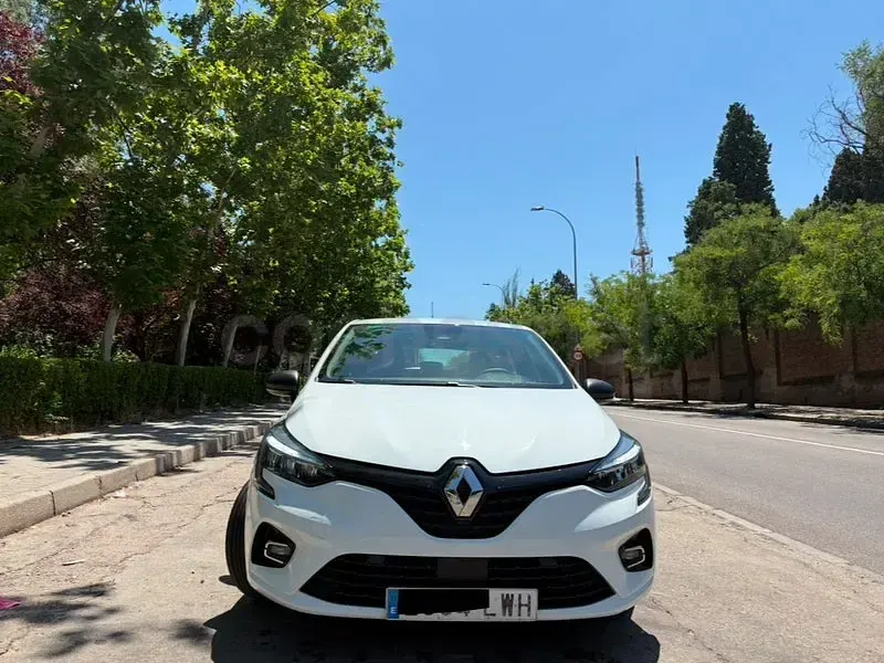 Usado Renault Clio V Business 100 CV (73 kW) 2022 Blanco Berlina