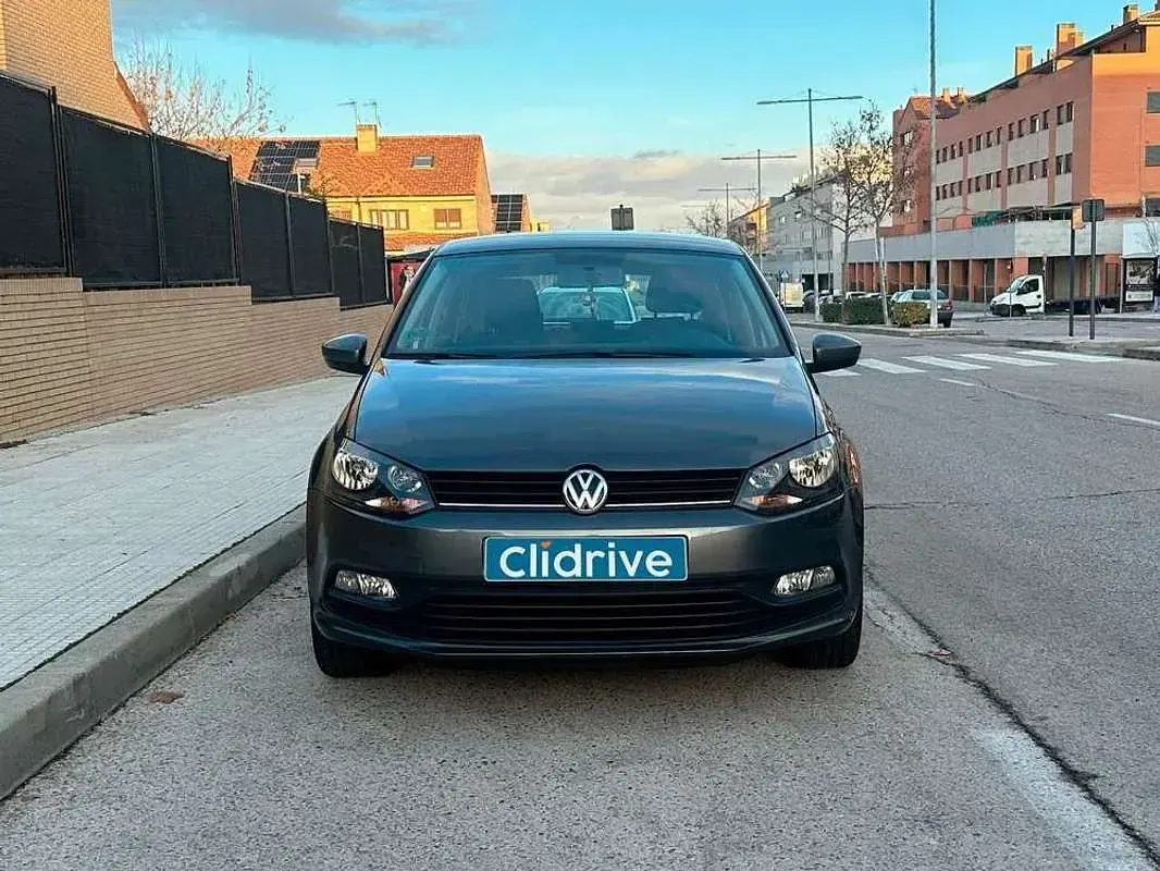 Usado VW Polo Edition 75 CV (55 kW) 2017 Negro Utilitario
