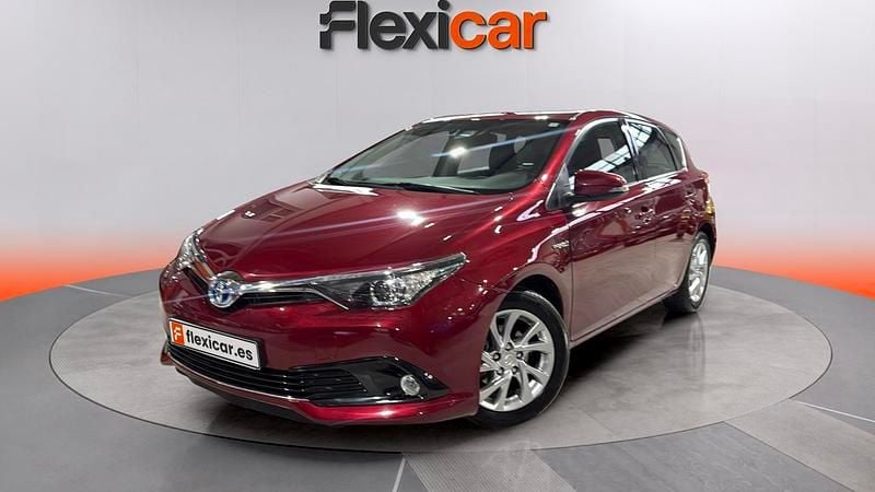 Usado Toyota Auris Hybrid Active 136 CV (100 kW) 2017 Burdeos Utilitario
