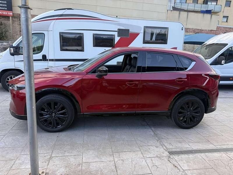 Käytetty Mazda CX-5 Homura-Line 165 HP (121 kW) 2023 Punainen Katumaasturi