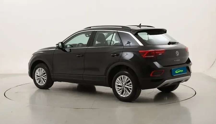 Usado VW T-Roc Life 109 CV (80 kW) 2024 SUV