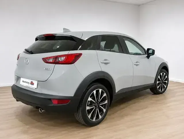 Usado Mazda CX-3 116 CV (85 kW) 2019 Gris SUV