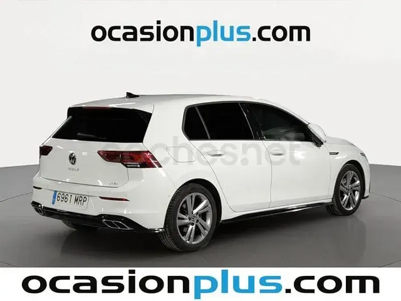 Usado VW Golf VIII R-line 150 CV (110 kW) 2024 Blanco Berlina