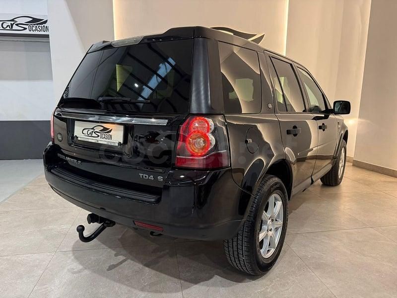 Käytetty Land Rover Freelander 2 S 150 HP (110 kW) 2013 Musta Katumaasturi