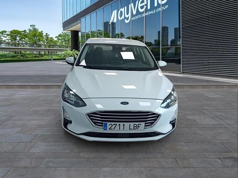 Usado Ford Focus Trend+ 120 CV (88 kW) 2019 Blanco Berlina