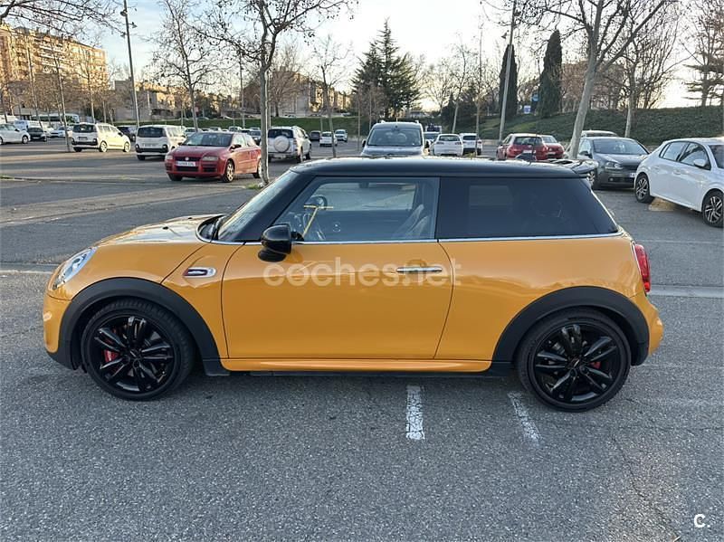 Usado Mini John Cooper Works 231 CV (169 kW) 2016 Naranja Utilitario