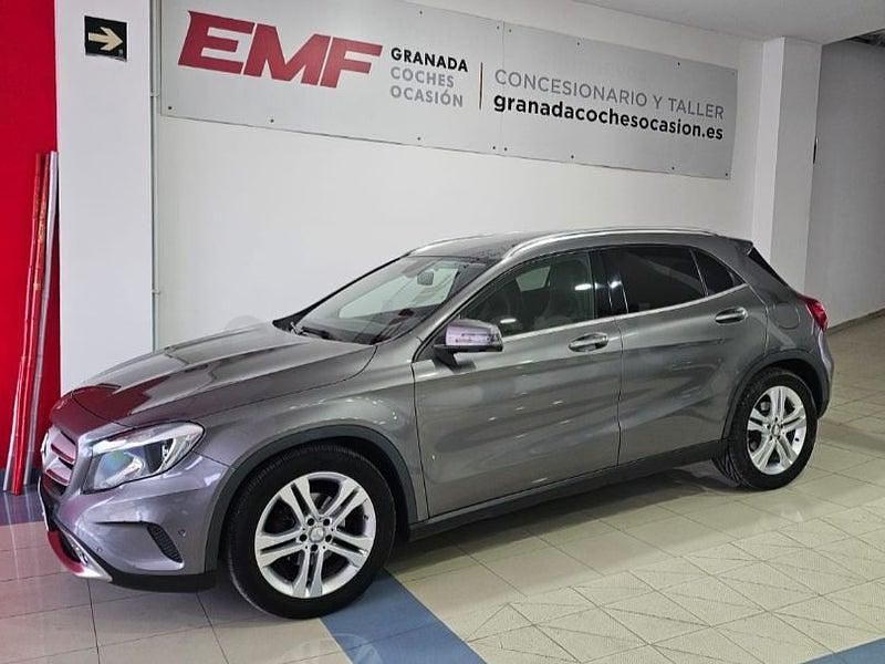Usado Mercedes GLA200 Urban 156 CV (114 kW) 2014 Beige SUV