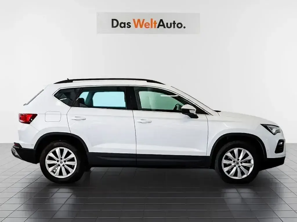 Usado Seat Ateca Style 150 CV (110 kW) 2024 Blanco SUV