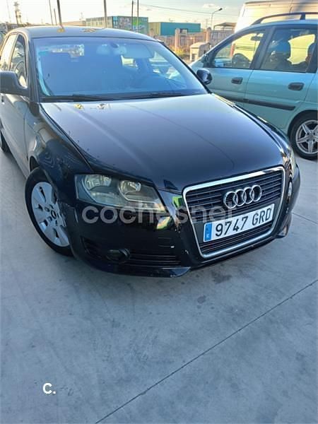 Usado Audi A3 105 CV (77 kW) 2009 Negro Utilitario