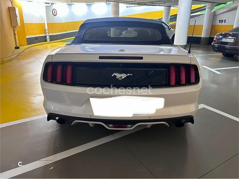 Usado Ford Mustang 314 CV (230 kW) 2017 Blanco Descapotable