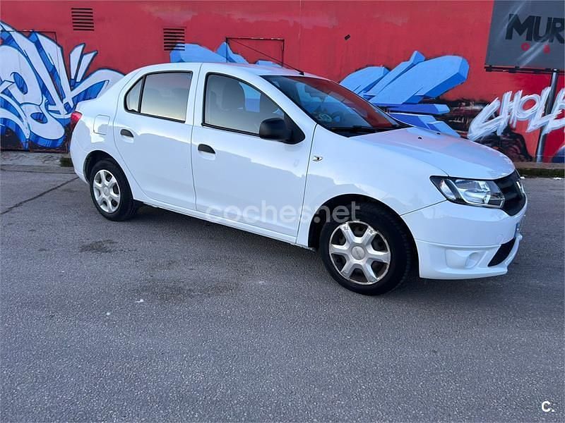 Usado Dacia Logan Ambiance 90 CV (66 kW) 2015 Blanco Berlina