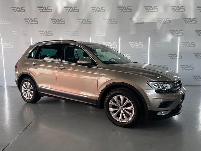 Usado VW Tiguan Sportline 150 CV (110 kW) 2016 Beige SUV