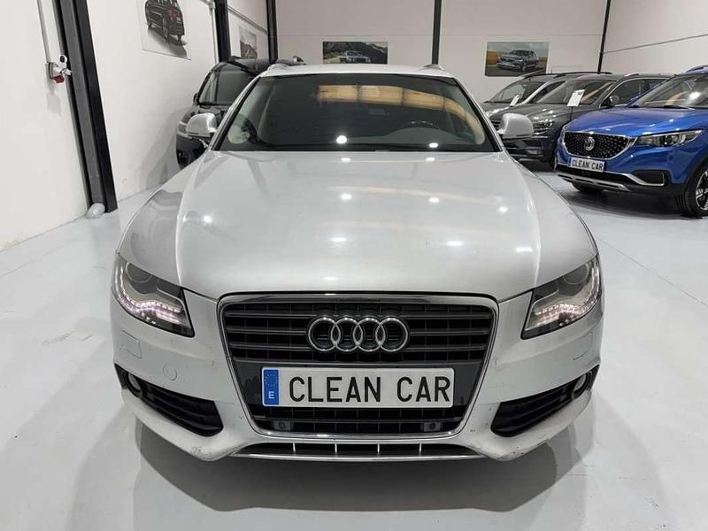 Usado Audi A4 190 CV (139 kW) 2008 Plateado Berlina
