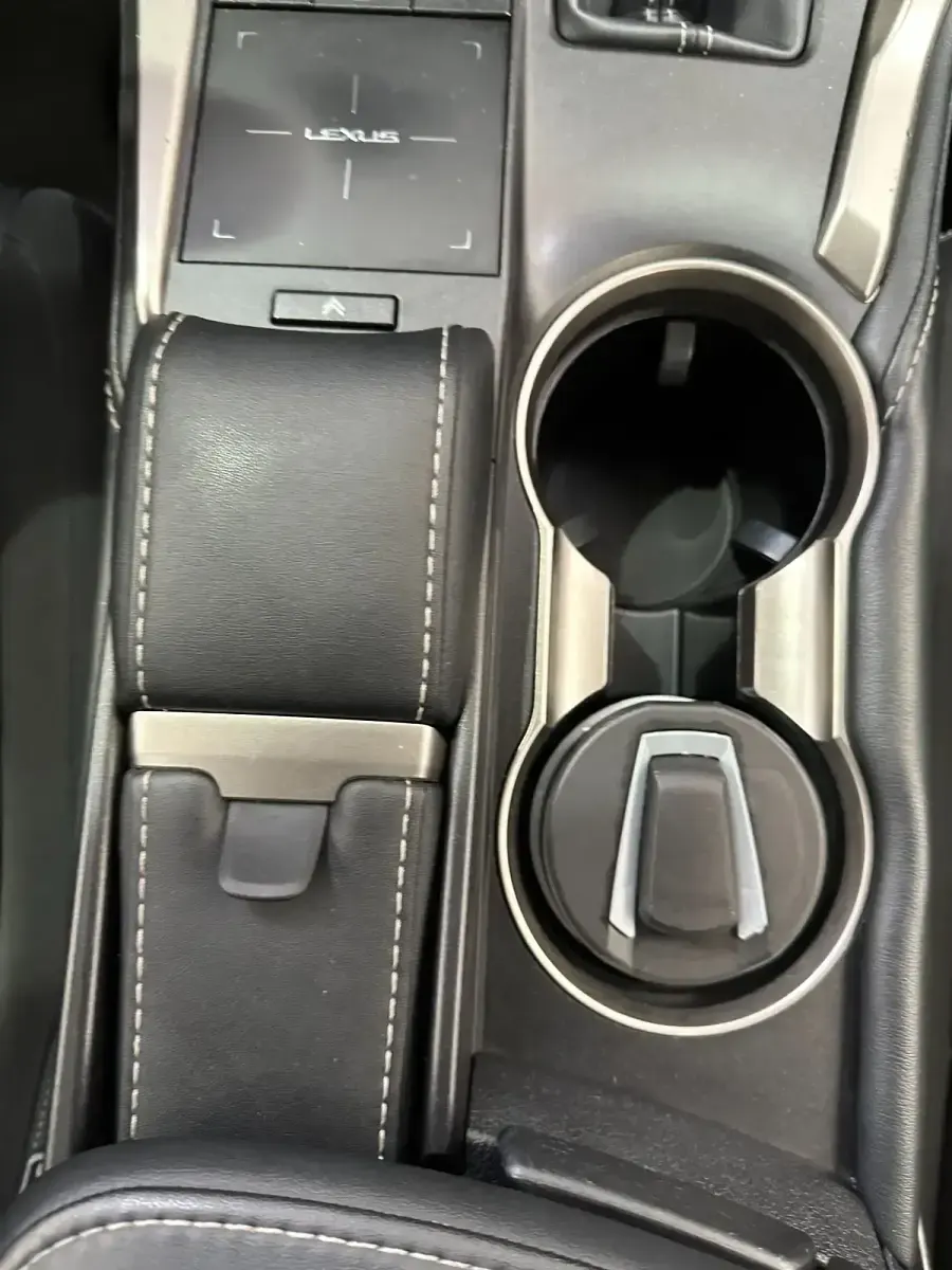 Usado Lexus NX300h Business Edition 197 CV (144 kW) 2020 Blanco SUV