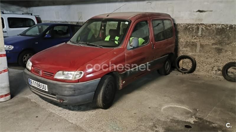 Usado Citroën Berlingo 75 CV (55 kW) 2009 Rojo Monovolumen