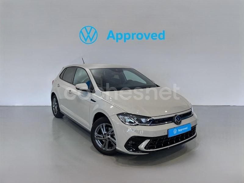 Gris / plata Usado 2024 VW Polo R-line Berlina | 19.500 € (Precio justo) - Imagen 1/4
