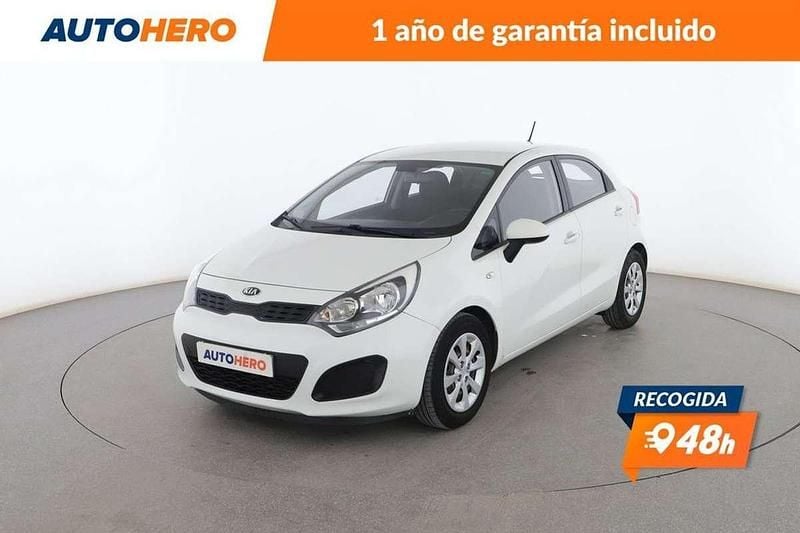 Blanco Usado 2014 Kia Rio Berlina | 7899 € (Precio justo) - Imagen 1/3
