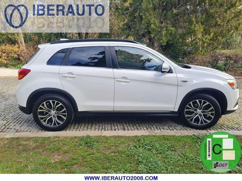 Usado Mitsubishi ASX Motion 114 CV (83 kW) 2017 Blanco SUV