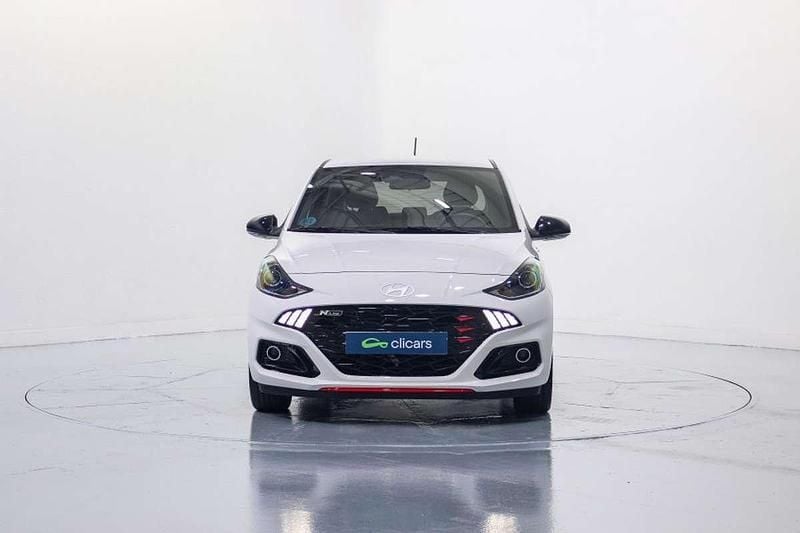 Usado Hyundai i10 N Line 84 CV (61 kW) 2024 Blanco Utilitario