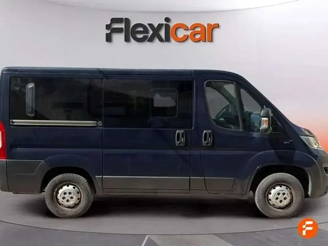 Usado Fiat Ducato 150 CV (110 kW) 2018 Azul Van
