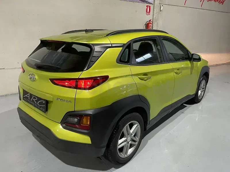 Usado Hyundai Kona 120 CV (88 kW) 2020 Verde SUV
