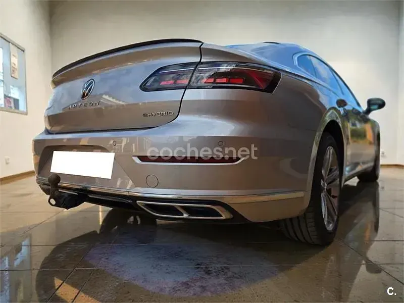 Usado VW Arteon R-line 218 HP (160 kW) 2021 Cinzento Sedan